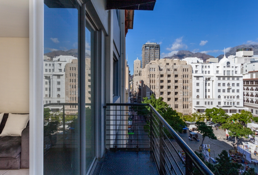 2 Bedroom Property for Sale in Cape Town City Centre Western Cape